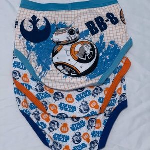 12 Boys Character Briefs - Size 8
